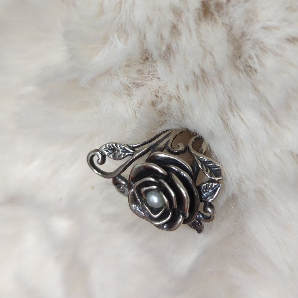 Sterling Rose Pearl Ring